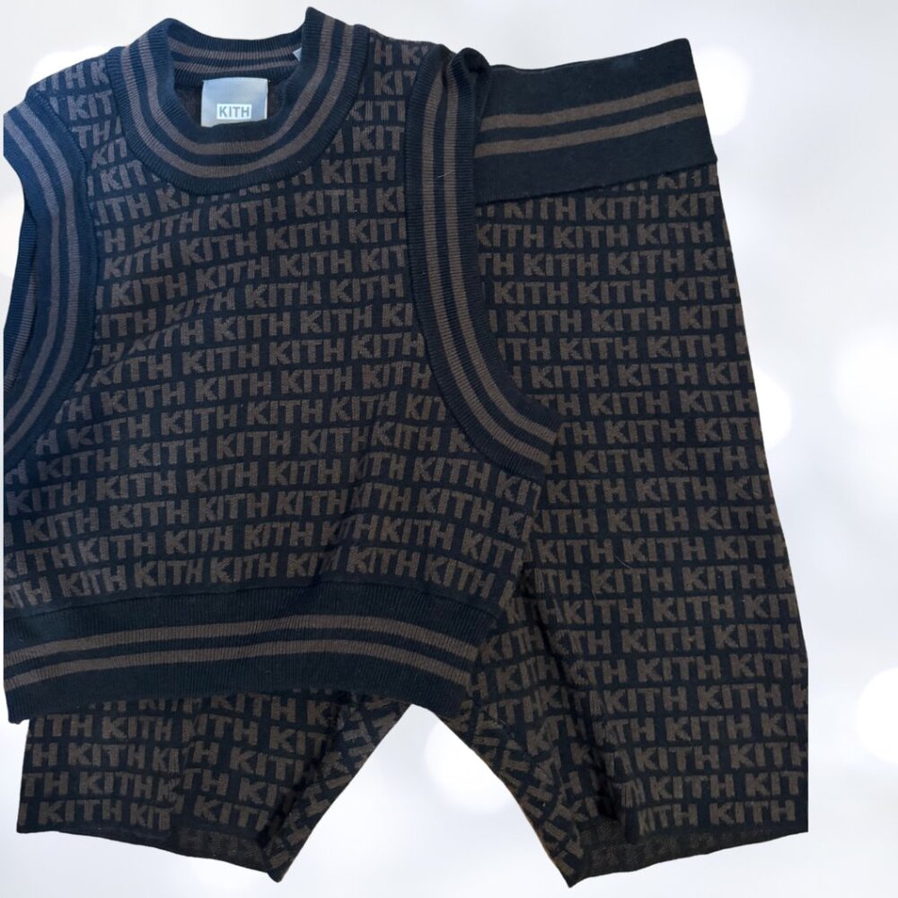 Kith Monogram Set - Jen Short and Theo Top